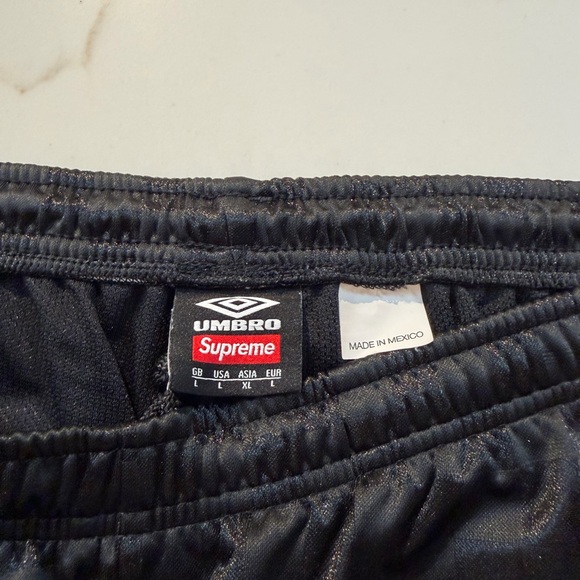 Supreme Black Checkered Athletic Shorts - Picture 6 of 7